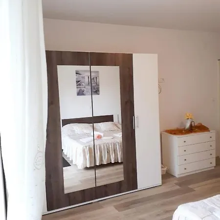 Kulin 2 * Kaštela