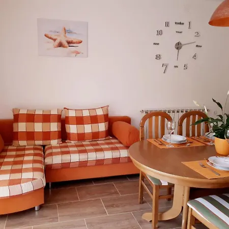 Kulin 2 Apartment *