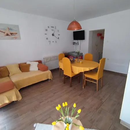 Apartment Kulin 2 *